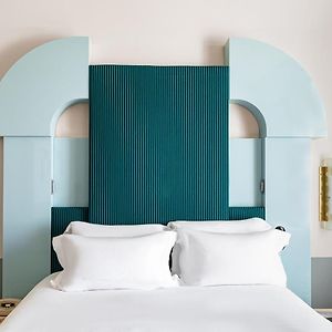 Chambre Standarde Lit Queen-Size